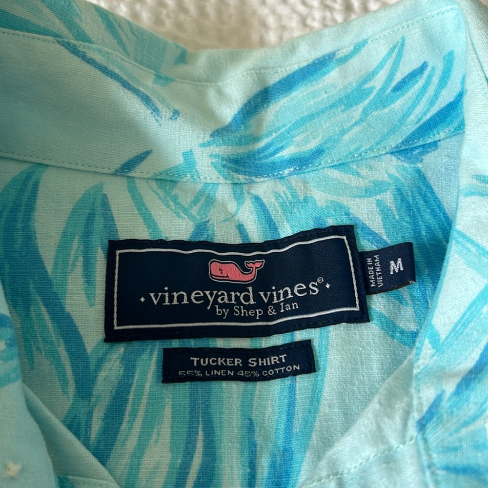 Vineyard Vines Hawaiian Shirt Mens Size M - Picture 2 of 4